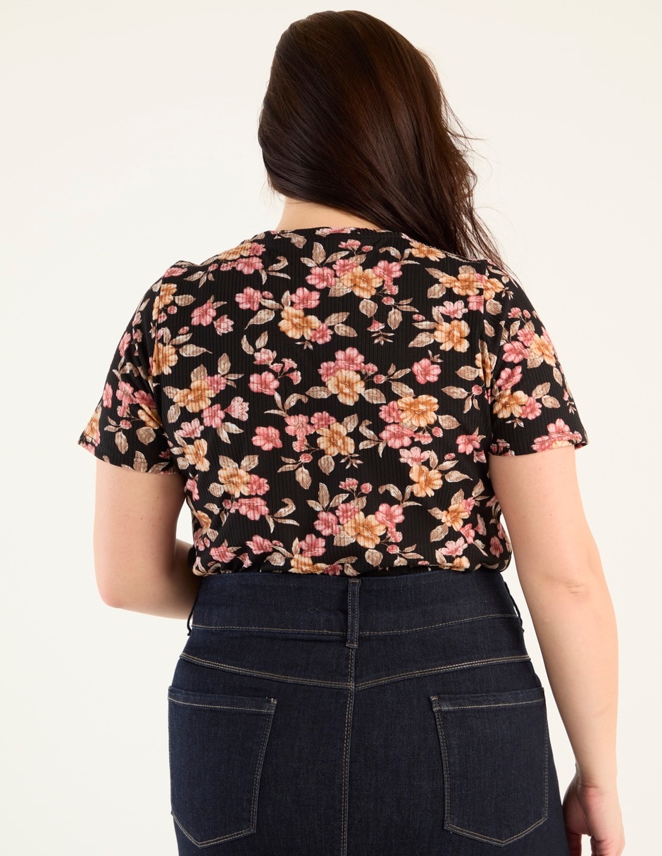 Playera manga corta Lieb Plus cuello v para mujer