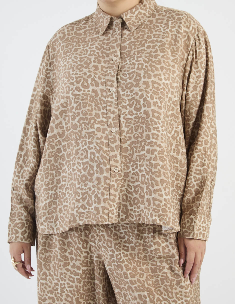 Blusa Liz Claiborne manga larga para mujer