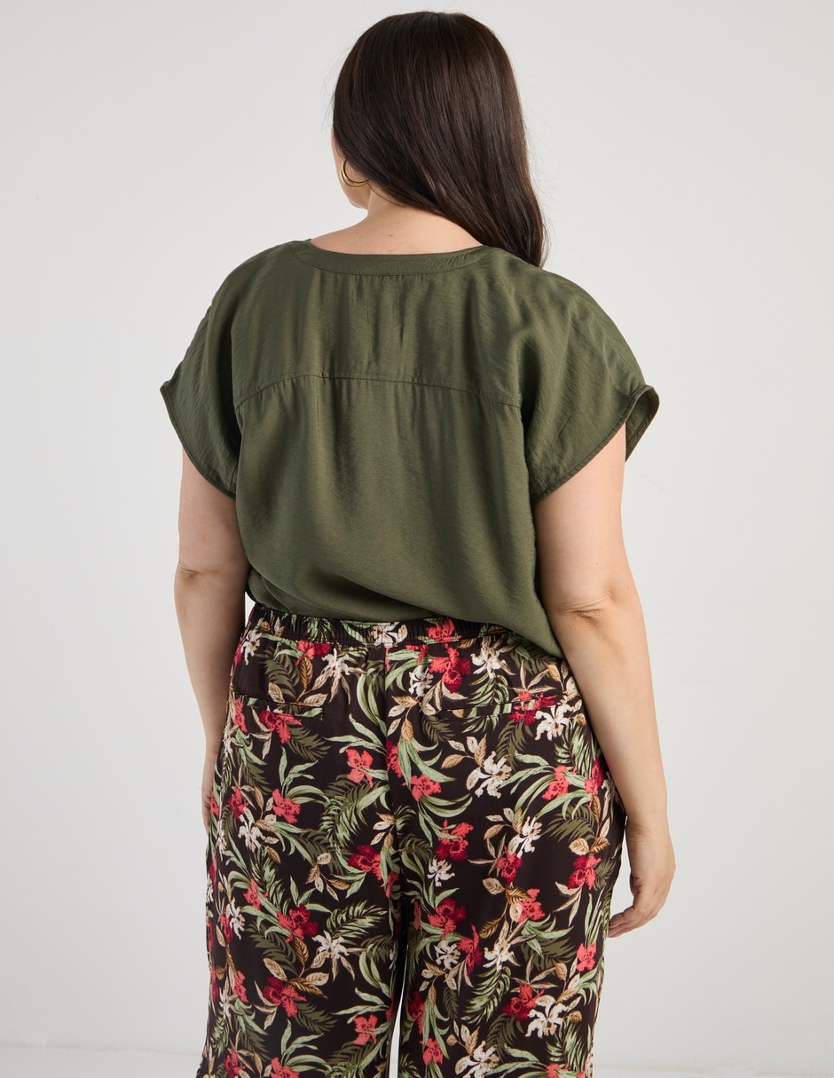 Blusa manga corta para mujer 9