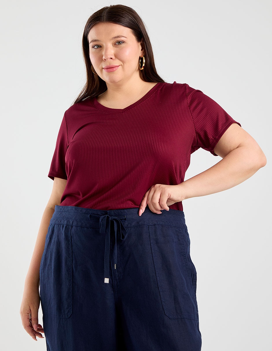 Playera manga corta Lieb Plus cuello V para mujer