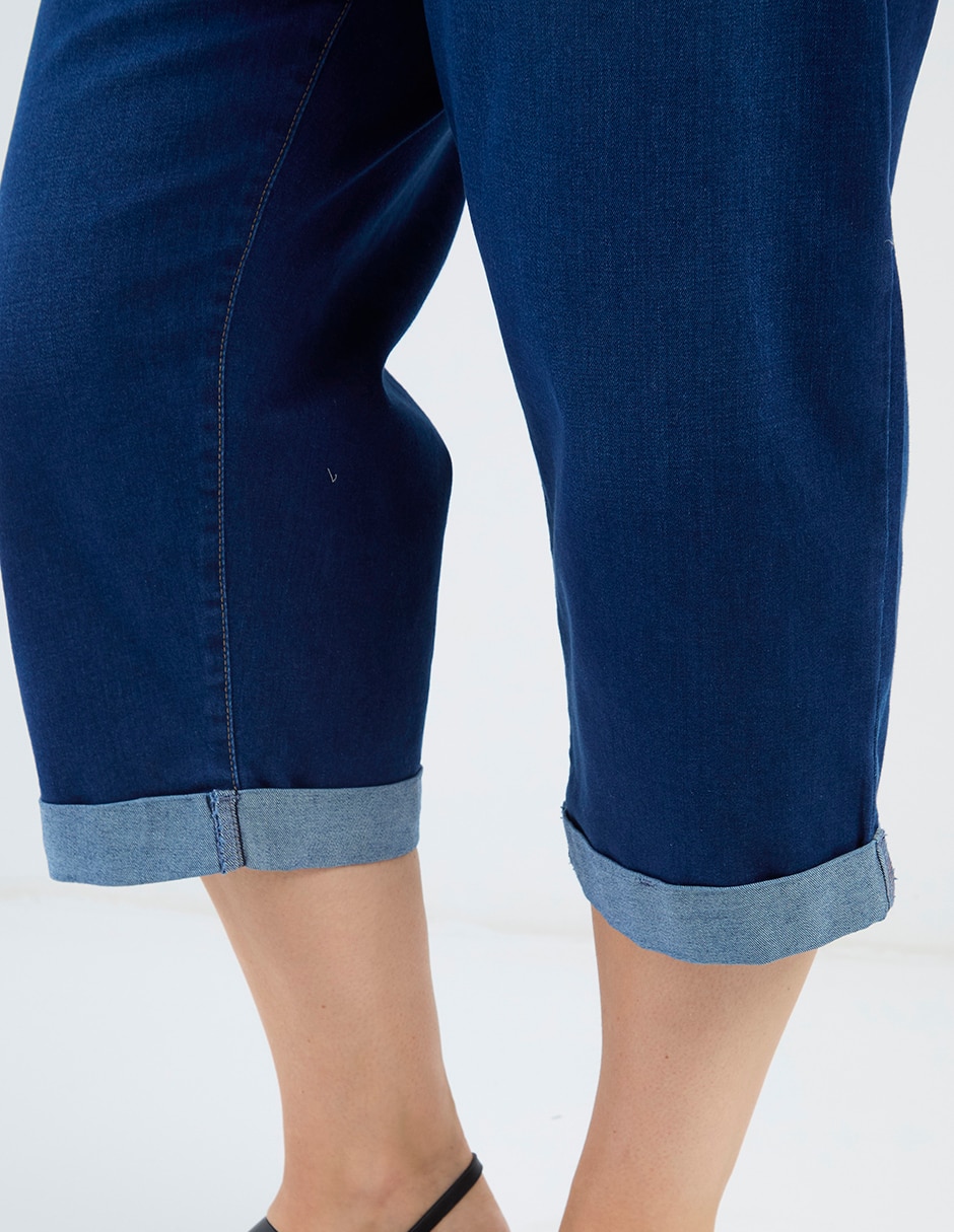 Jeans capri straight corte para mujer 3