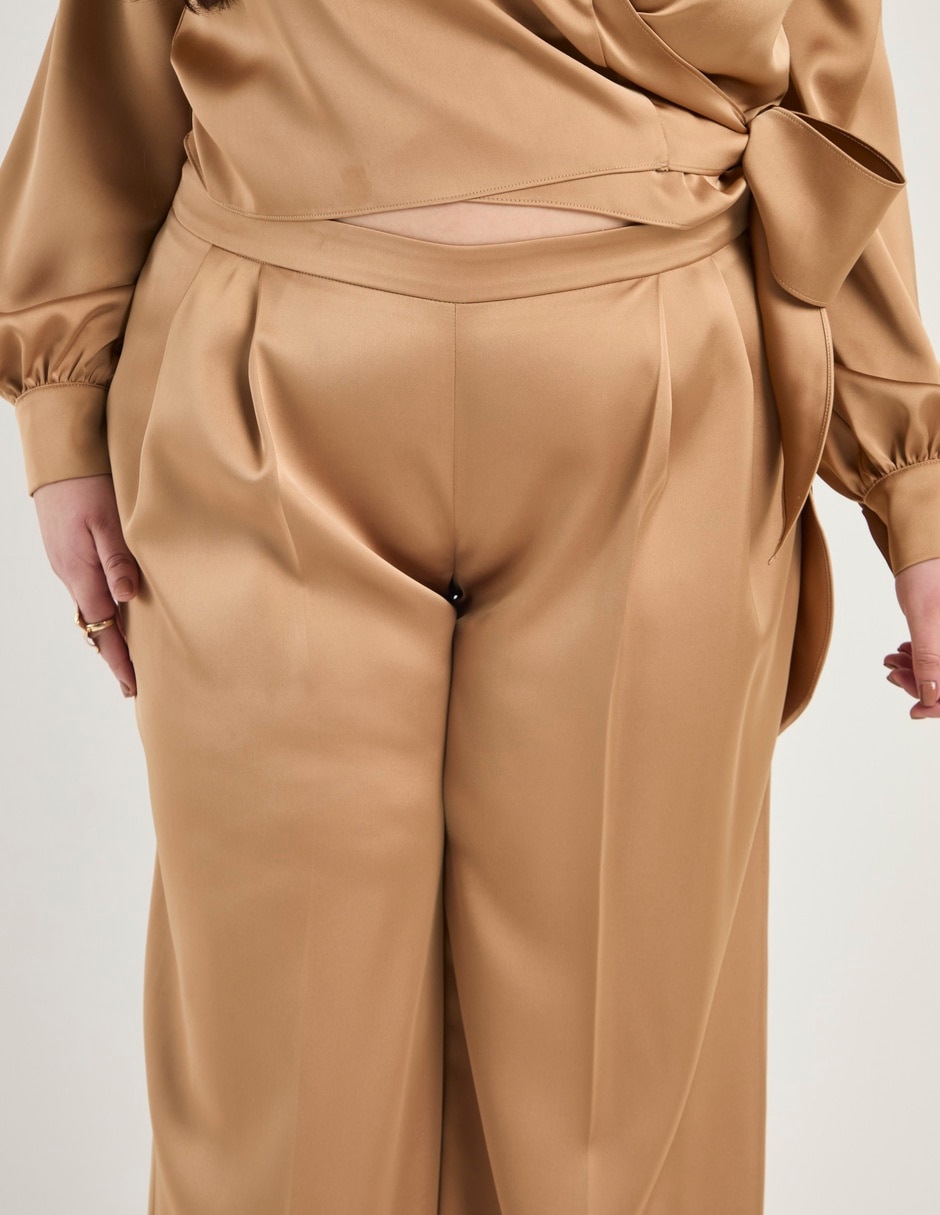 Pantalón amplio para mujer 10