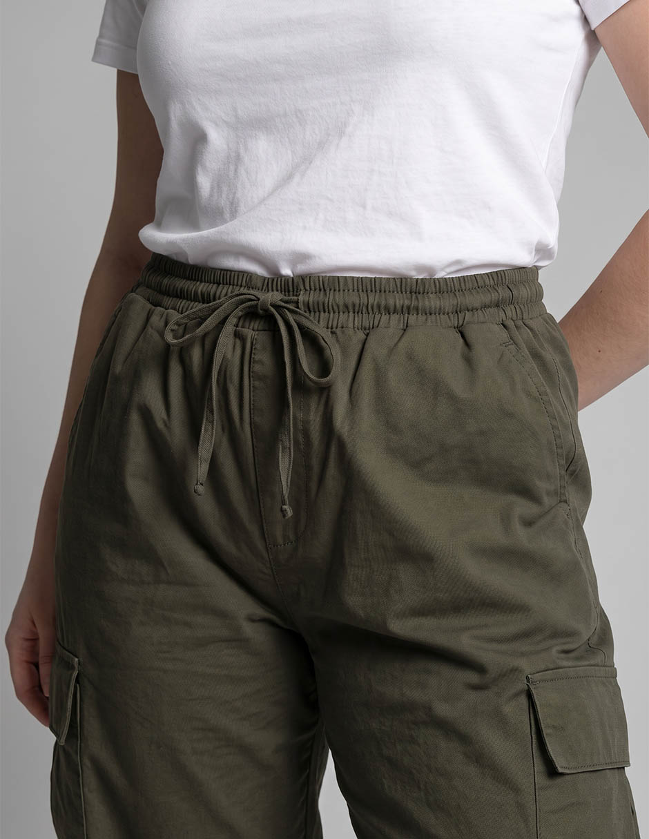 Pantalón cargo para mujer 4