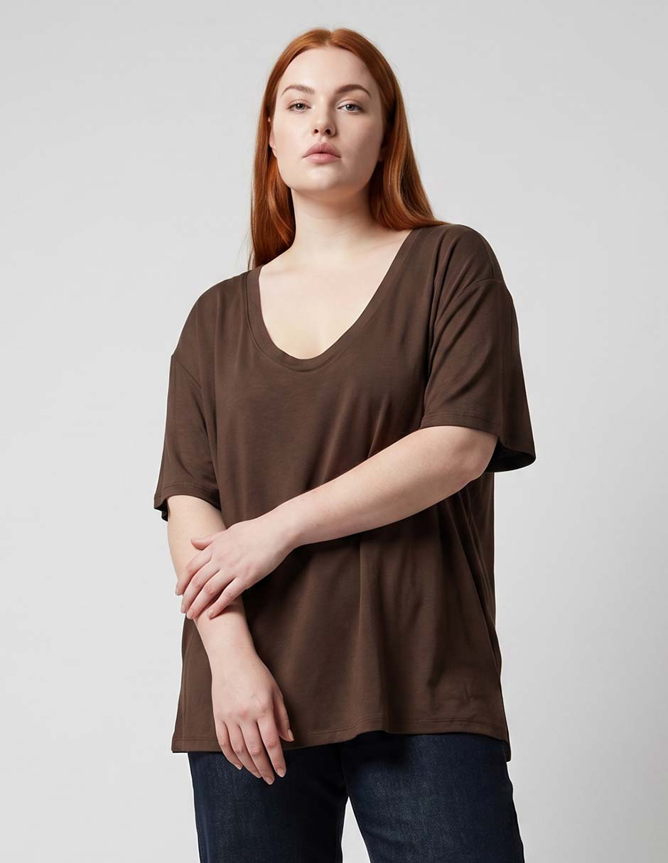 Playera manga corta cuello V para mujer