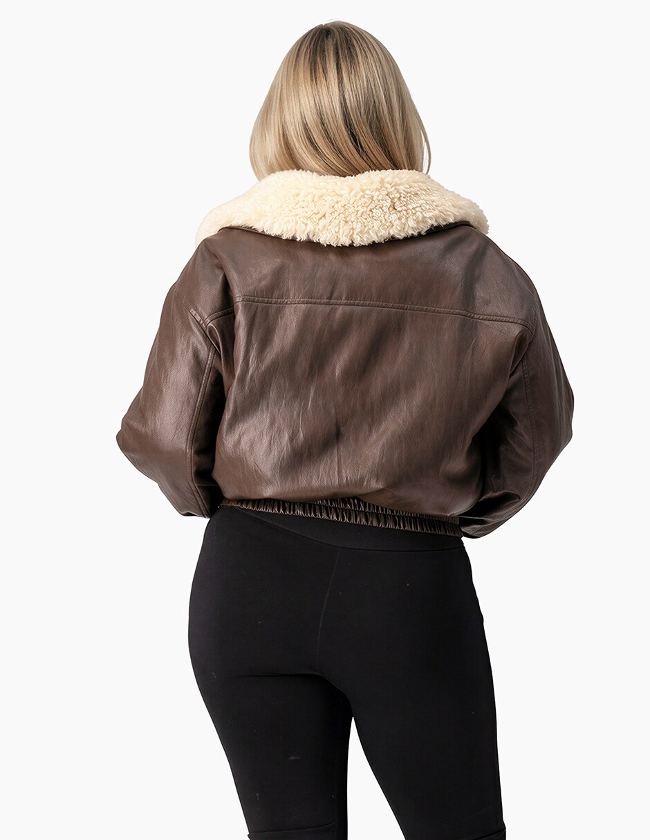 Chamarra acolchada para mujer 6